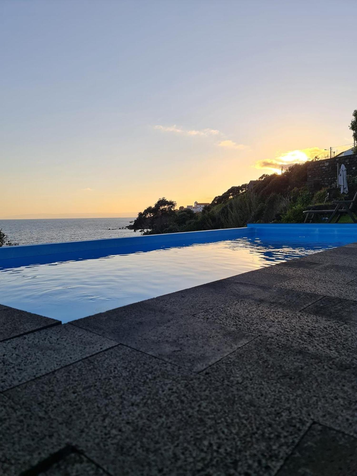 Casa Azul Guest House Lajes do Pico Exterior photo